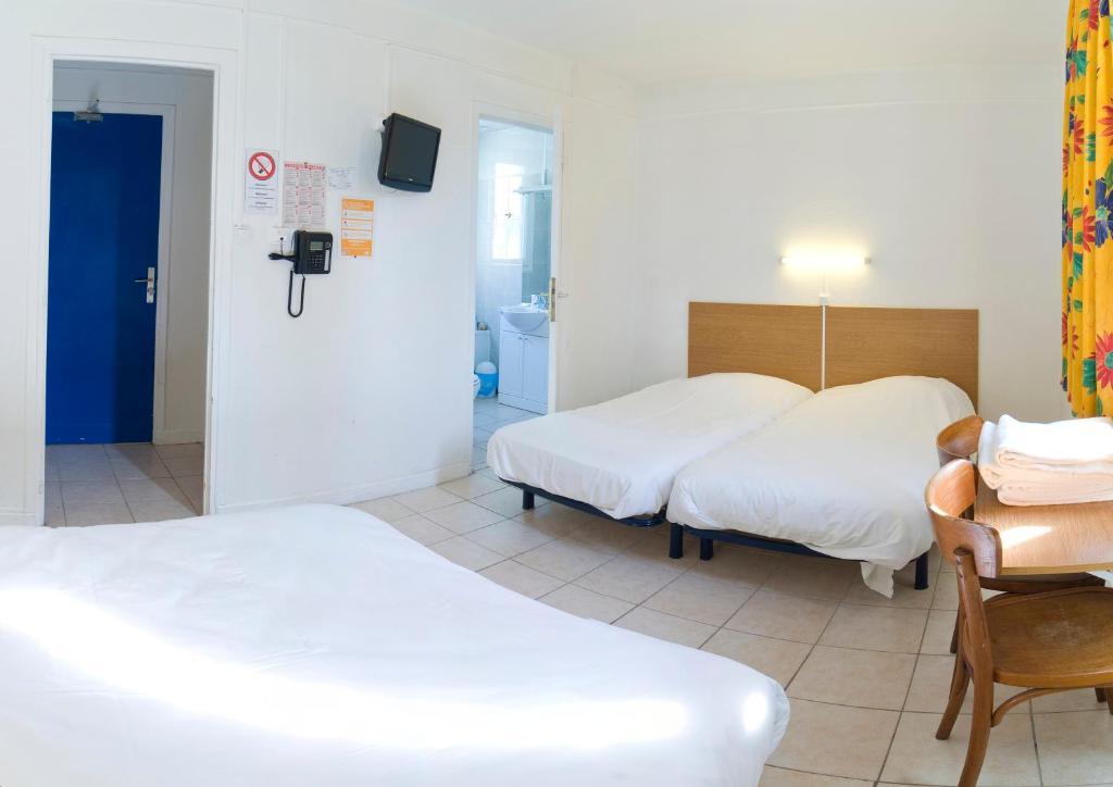 Hotel Les Colombes Verdun Zimmer foto